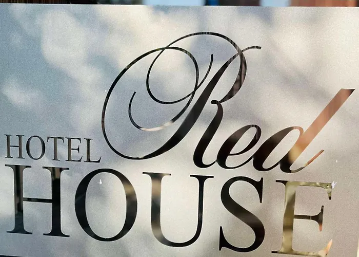 Red House Family 招待所