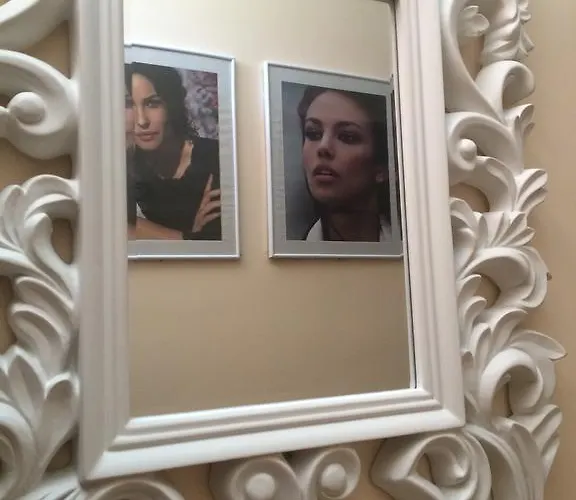 招待所 Red House Family 拉夫达